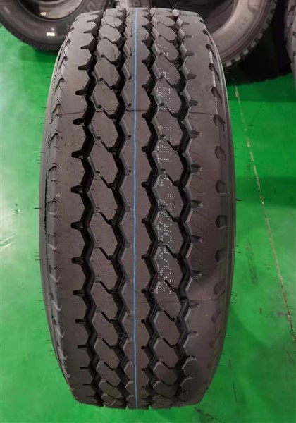 ยางตำแหน่งรถพ่วง 385/65R22.5